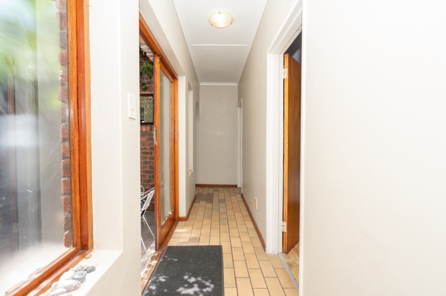 4 Bedroom Property for Sale in Middedorp Western Cape